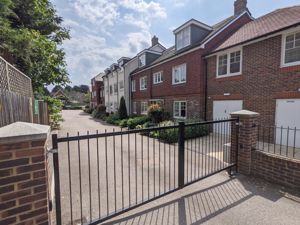 Photo 14- click for photo gallery